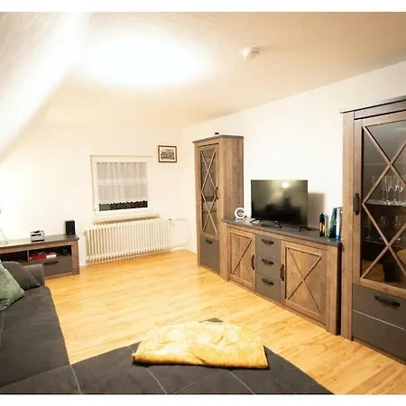 With 3 Bedrooms Σπίτι διακοπών *