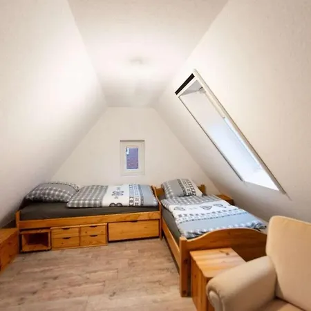 With 3 Bedrooms Άουριχ